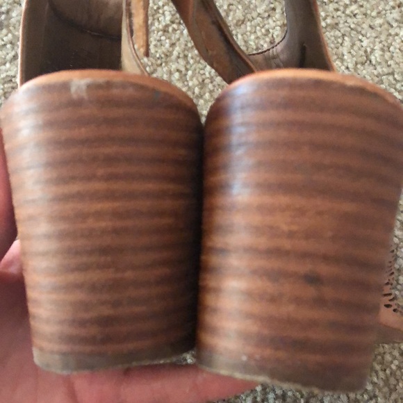 Vince Camuto summer block heel sandal - Picture 7 of 7